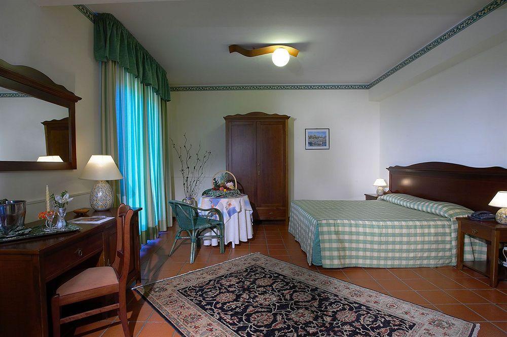 Orizzonte Acireale Hotel Exterior photo