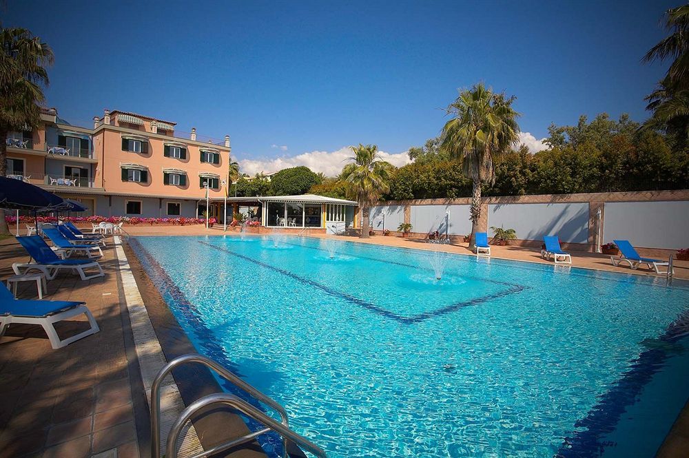 Orizzonte Acireale Hotel Exterior photo