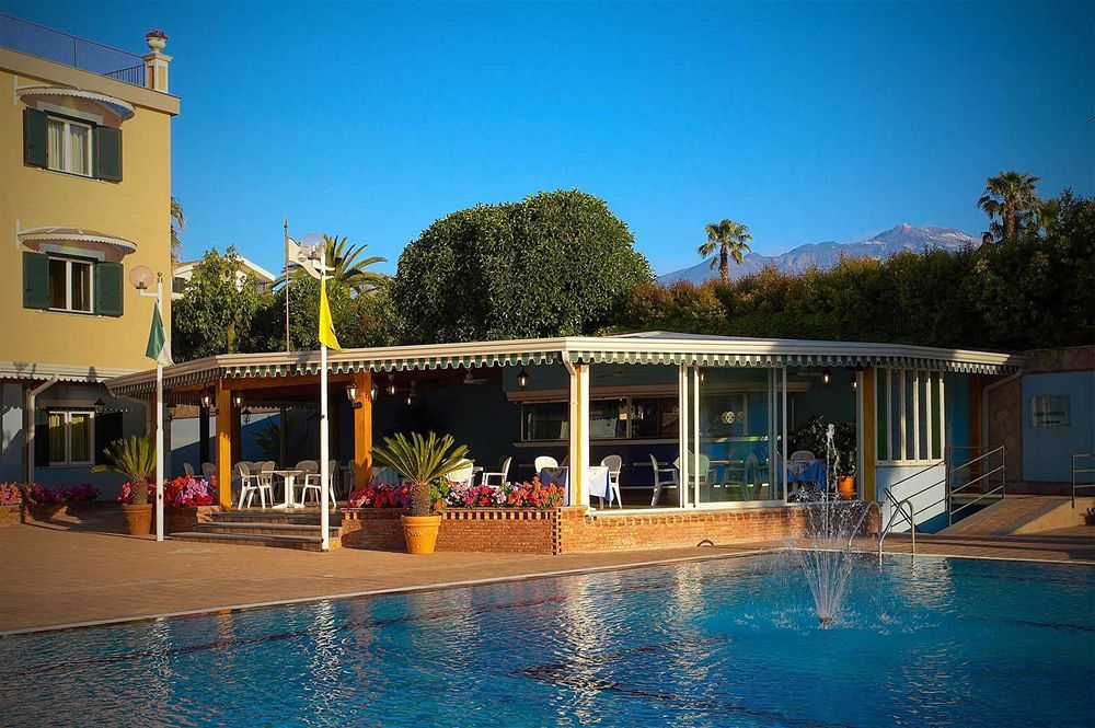 Orizzonte Acireale Hotel Exterior photo