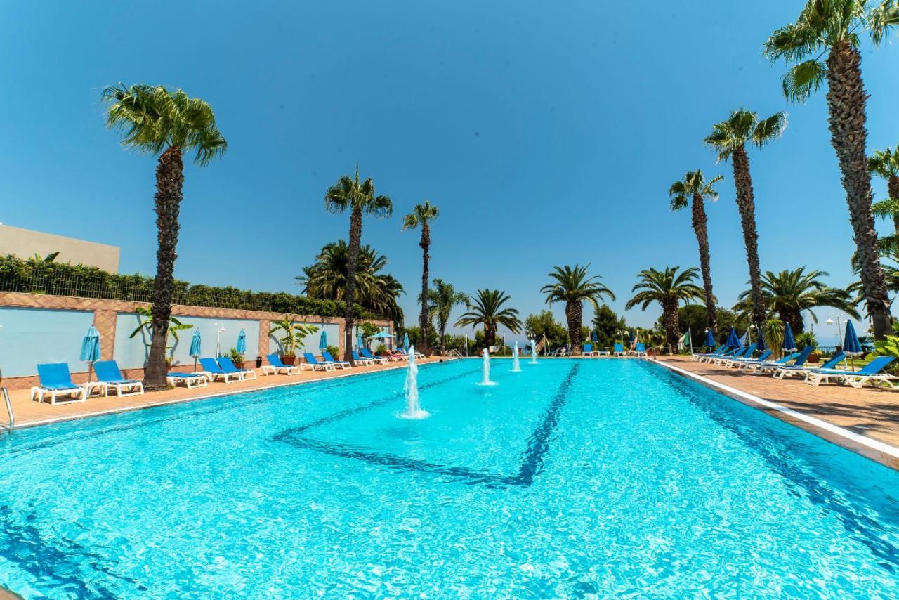 Orizzonte Acireale Hotel Exterior photo