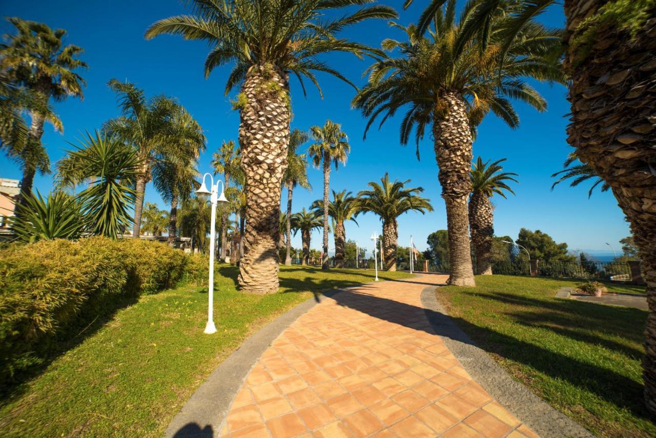 Orizzonte Acireale Hotel Exterior photo